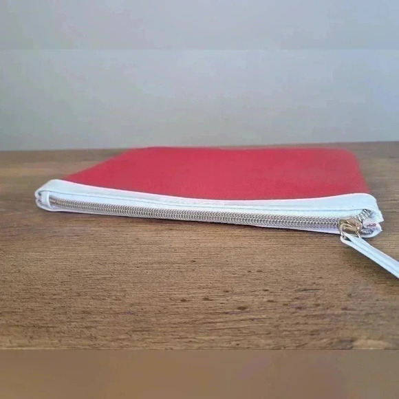 ❤️ Clarins Cosmetics Pouch Red and White Travel Bag Accessories Carrying Case - Picture 6 of 8